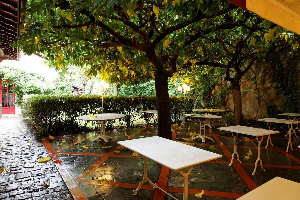 Hotel-Restaurant De La Paix Saint-Palais  Екстер'єр фото