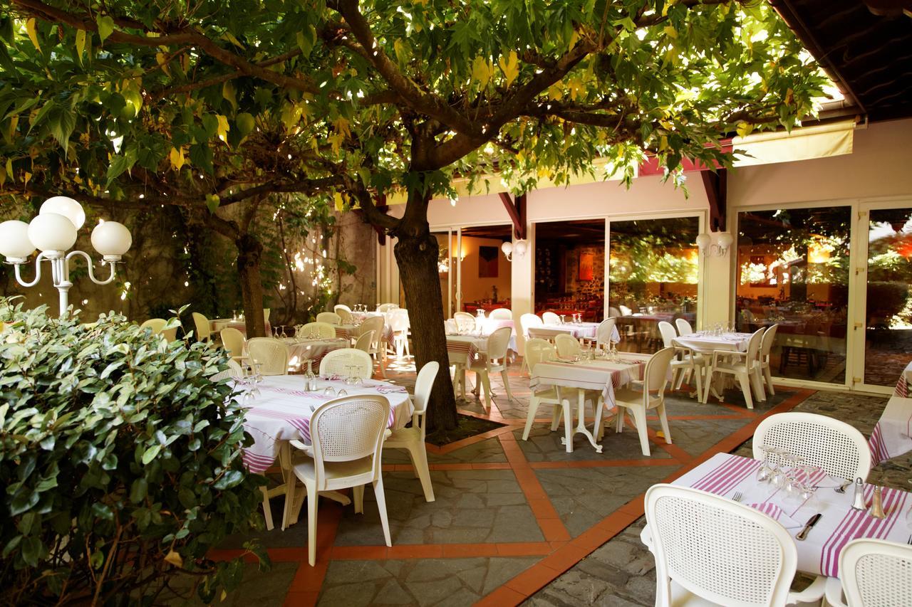 Hotel-Restaurant De La Paix Saint-Palais  Екстер'єр фото