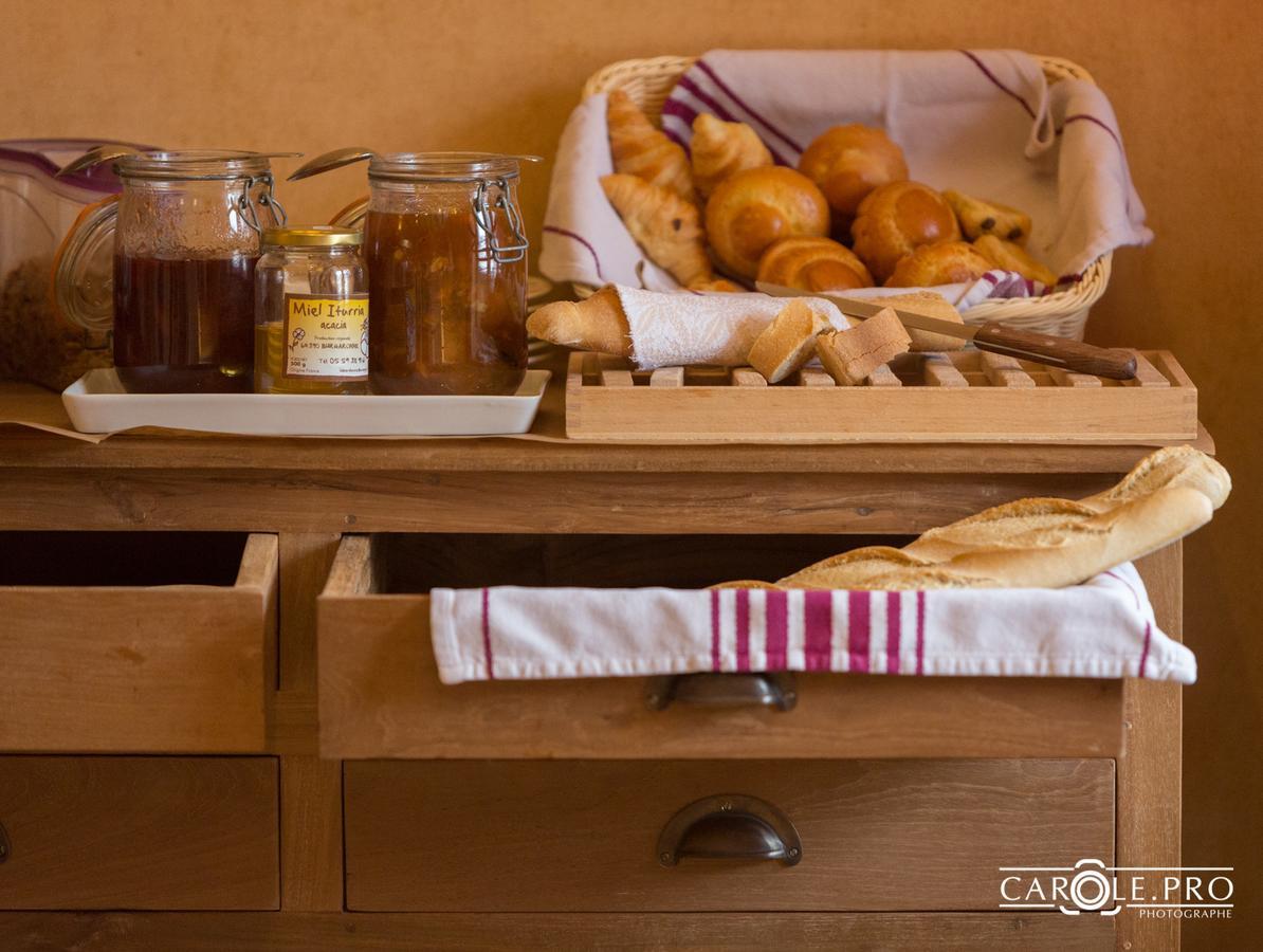 Hotel-Restaurant De La Paix Saint-Palais  Екстер'єр фото