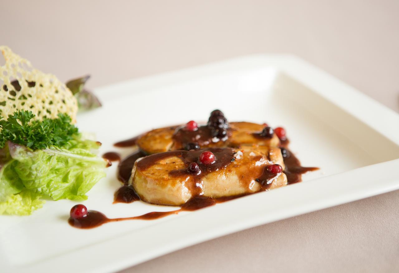 Hotel-Restaurant De La Paix Saint-Palais  Екстер'єр фото