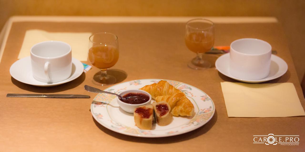 Hotel-Restaurant De La Paix Saint-Palais  Екстер'єр фото